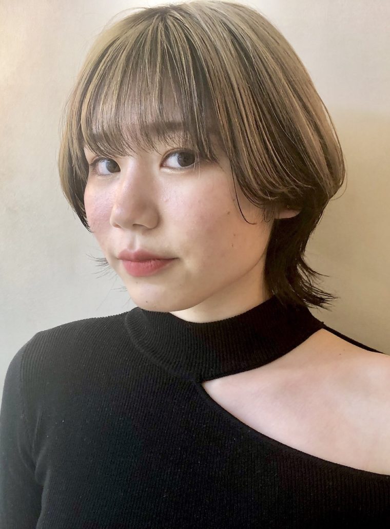 ハイライト&ローライトのショートウルフ - Hair's Lunetta/ヘアー ...